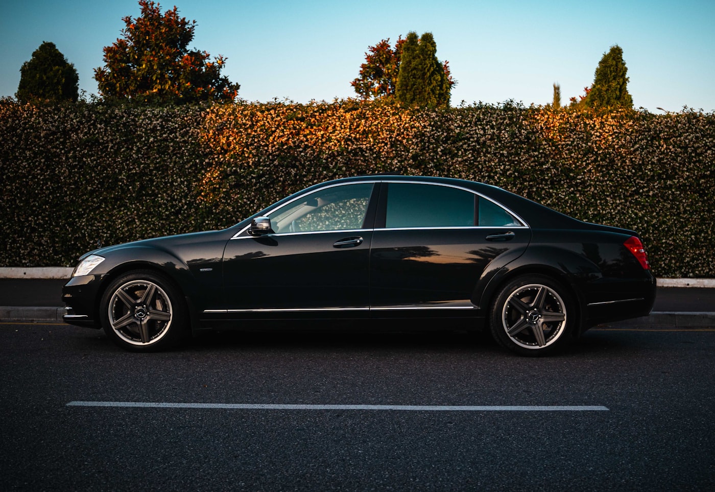 A partner vehicle waiting at the kerb